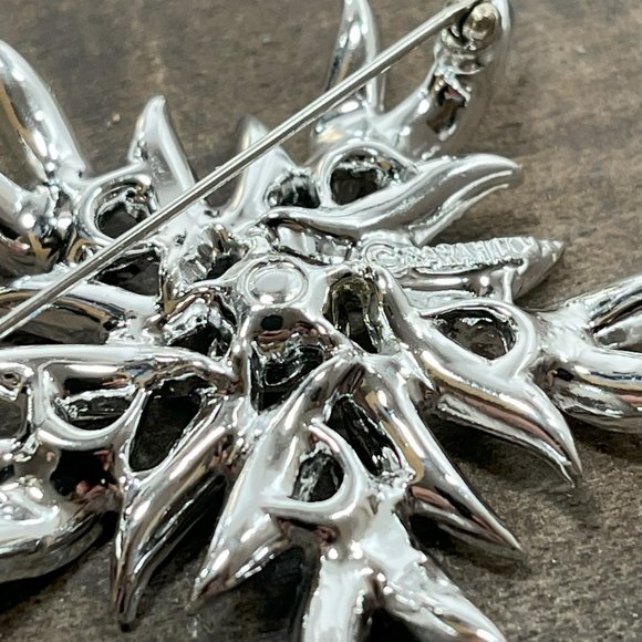 Vintage Sarah Coventry Silvertone AB Rhinestone Flower Silver Pin Brooch - Picture 4 of 7